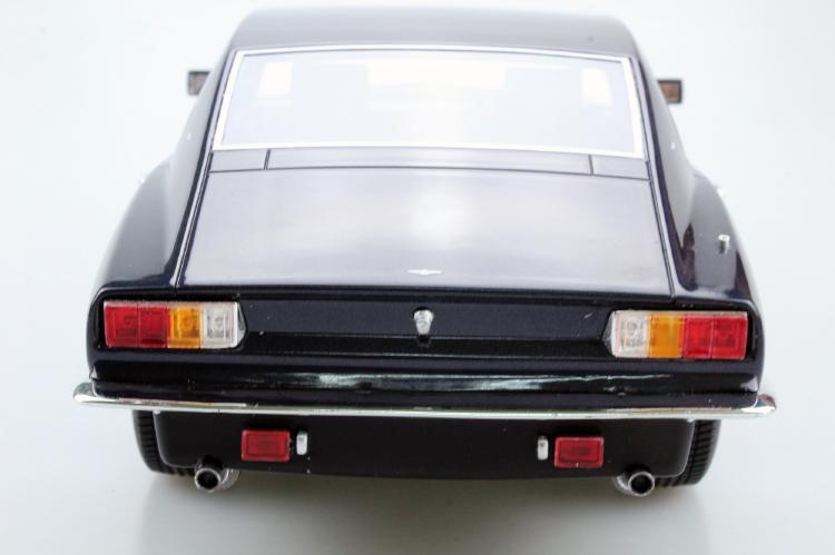 ギャラリービューアに画像をロードする, Aston Martinアストンマーチン Lagonda 1974 saloon ブルー /LS COLLECTIBLES 1/18 レジンミニカー