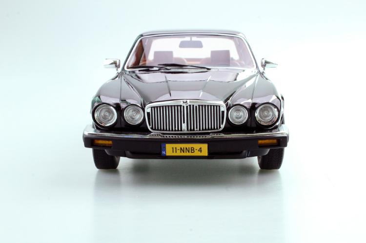 ギャラリービューアに画像をロードする, 【予約】1月以降発売予定Jaguar XJ6 1982 ブラック /LS COLLECTIBLES 1/18 レジンミニカー