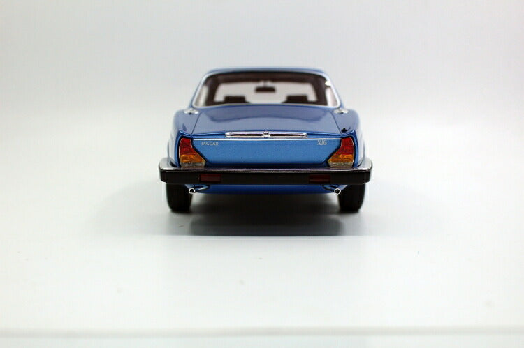 ギャラリービューアに画像をロードする, 【予約】12月以降発売予定Jaguarジャガー XJ6 1982 Light metallic blue /Ls Collectibles 1/18 ミニカー
