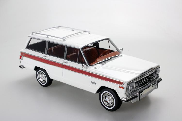 ギャラリービューアに画像をロードする, Jeep Grand Wagoneer ホワイト /LS COLLECTIBLES 1/18 レジンミニカー