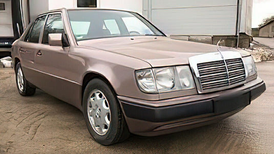 【予約】Mercedes-Benzメルセデスベンツディーラーモデル 230 E (W124) Rosenholz metallic /Norev 1/18 ミニカー