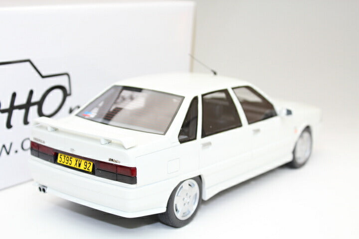 ギャラリービューアに画像をロードする, Renaultルノー 21 ターボTurbo phase 2 1993 1000台限定/OTTO MOBILE オット 1/18 レジン ミニカー