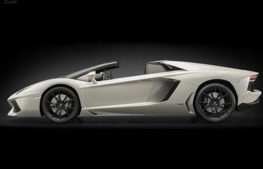 Lamborghini Aventadorランボルギーニアヴェンタドール LP 700-4 Roadster - Bianco Canopus (semi-matt metallic white) 1/8 pocherポケール 組み立てキット ミニカー