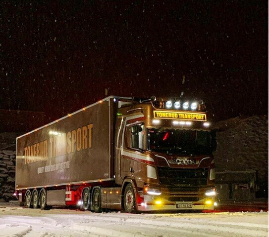 ギャラリービューアに画像をロードする, Tonerud Scaniaスカニア NG R-serie Highline met 8.00m slider trailer en 3-assige zamac koelopleggerトレーラー 建設機械模型 工事車両TEKNO 1/50 ミニチュア