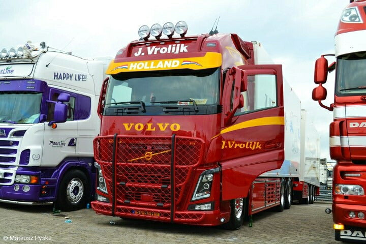 ギャラリービューアに画像をロードする, 【予約】2020年1-3月以降発売予定Vrolijk Volvo FH04 Globetrotter XL rigid truck トレーラー /建設機械模型 工事車両 TEKNO 1/50 ミニチュア
