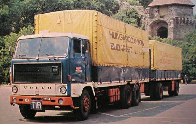 ギャラリービューアに画像をロードする, 【予約】6-8月以降発売予定Hungarocamion Volvo F89 rigid truck with trailerトラック/建設機械模型 工事車両 Tekno 1/50 ミニチュア