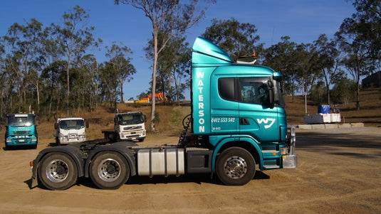 【予約】4-6月以降発売予定Waterson Scaniaスカニア R-serie 6x4 with 3-axle semi Goldhoferトラック 建設機械模型 工事車両 TEKNO 1/50 ミニチュア