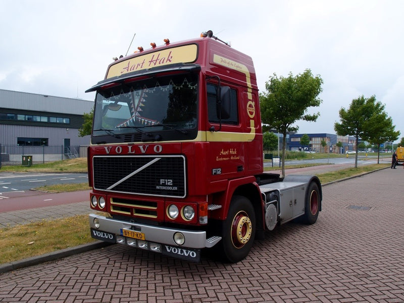 ギャラリービューアに画像をロードする, 【予約】4-6月以降発売予定Hak, Aart Volvo F12 4x2トラクタ 建設機械模型 工事車両 TEKNO 1/50 ミニチュア