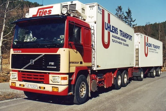 【予約】4-6月以降発売予定Uhlens Volvo F12 motorwagen with 3 axle trailerトラック 建設機械模型 工事車両 TEKNO 1/50 ミニチュア