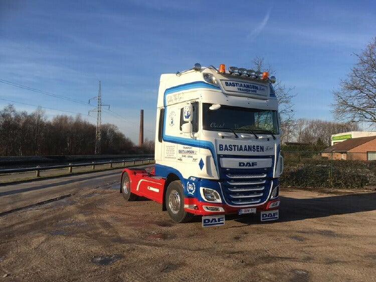 ギャラリービューアに画像をロードする, 【予約】10-12月以降発売予定Bastiaansen DAF SET DAF Euro 6 Space Cab 4x2 & DAF 2800 4x2 トラクタ 建設機械模型 工事車両TEKNO 1/50 ミニチュア