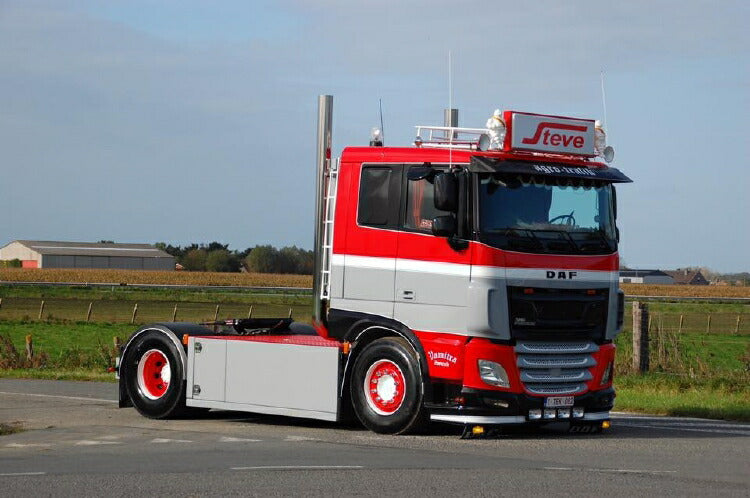 ギャラリービューアに画像をロードする, 【予約】2019年8-10月以降発売予定Vamitra DAF XF Euro 6 Comfort cab 4x2 トラック トラクタ/建設機械模型 工事車両 TEKNO 1/50 ミニチュア