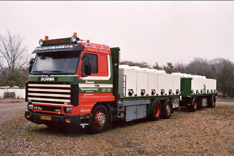 ギャラリービューアに画像をロードする, 【予約】2019年4-6月以降発売予定Scania 3-serie Streamline rigid truck with trailer for fish transportトラック /建設機械模型 工事車両 TEKNO 1/50 ミニチュア