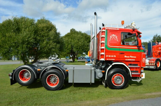 【予約】10-12月以降発売予定Petersen, Ronnie Scania 2-serie 6x2トラック トラクタヘッド/建設機械模型 工事車両 Tekno 1/50 ミニチュア