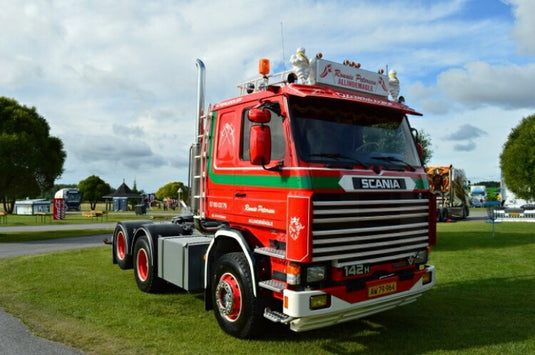 【予約】10-12月以降発売予定Petersen, Ronnie Scania 2-serie 6x2トラック トラクタヘッド/建設機械模型 工事車両 Tekno 1/50 ミニチュア