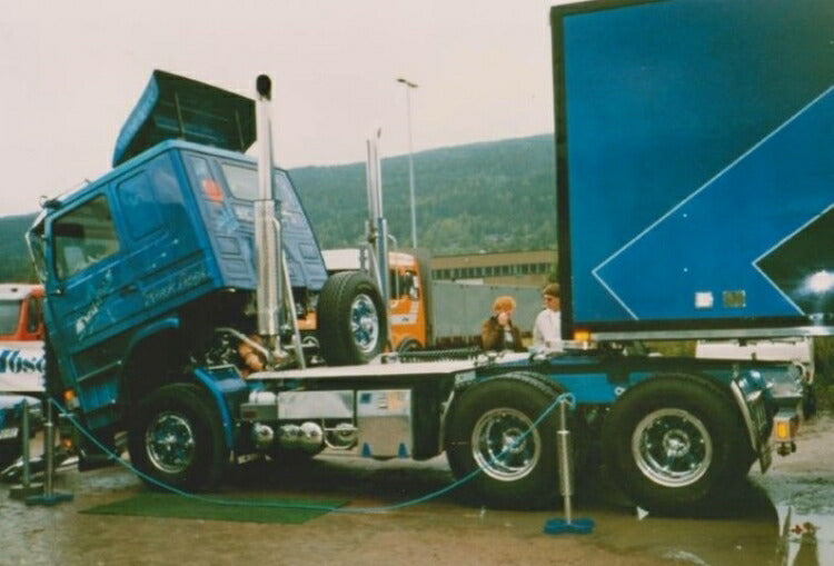ギャラリービューアに画像をロードする, 【予約】10-12月以降発売予定Svempas Star-Truck Scania 2-serie 6x2トラック/建設機械模型 工事車両 Tekno 1/50 ミニチュア