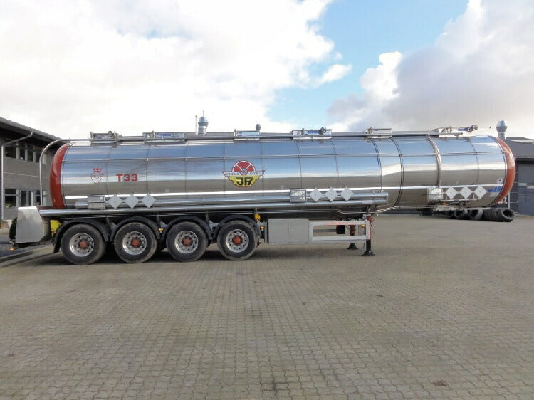 ギャラリービューアに画像をロードする, 【予約】2019年8-10月以降発売予定Rasmussen Volvo F04 Globetrotter with tanktrailer トラック /建設機械模型 工事車両 TEKNO 1/50 ミニチュア