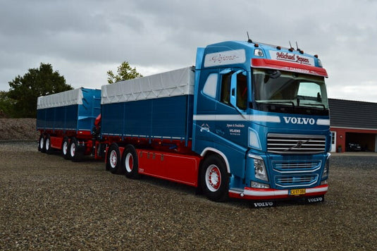 【予約】2020年4-6月以降発売予定Volvo FH04 Globetrotter motorwagen met aanhanger met resin bakken  トラック /建設機械模型 工事車両 Tekno 1/50 ミニチュア