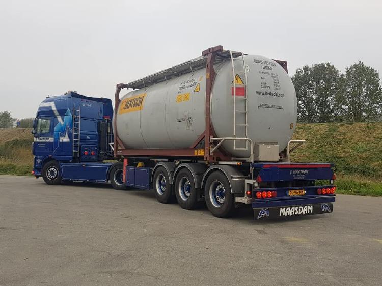 ギャラリービューアに画像をロードする, 【予約】10-12月以降発売予定Maasdam DAF Euro 6 Super Space Cab 4x2 met swap tankcontainer opleggerトレーラー 建設機械模型 工事車両TEKNO 1/50 ミニチュア