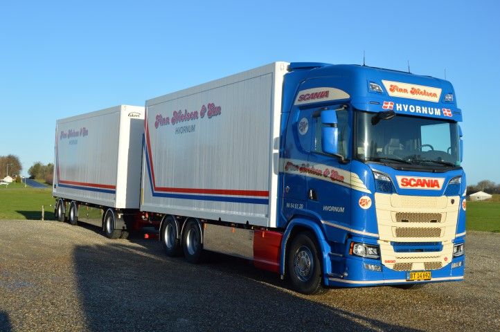 ギャラリービューアに画像をロードする, 【予約】10-12月以降発売予定Nielsen, Finn & Son Scaniaスカニア S Highline motorwagen met 3-assige aanhangerトレーラー 建設機械模型 工事車両TEKNO 1/50 ミニチュア