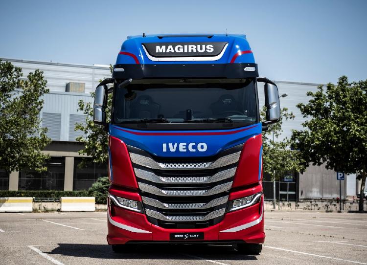ギャラリービューアに画像をロードする, 【予約】8-10月以降発売予定T.B.P. Iveco S-Way Magirus Iveco S-Way Magirus edition トラック トラクタ/Tekno 建設機械模型 工事車両 1/50 ミニチュア