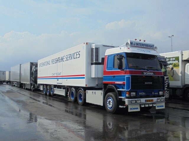 ギャラリービューアに画像をロードする, 【予約】10-12月以降発売予定MJ Interfreight Scania 143-450 6x2 sleepas met 3-assige koeloplegger トラック /Tekno 建設機械模型 工事車両 1/50 ミニカー