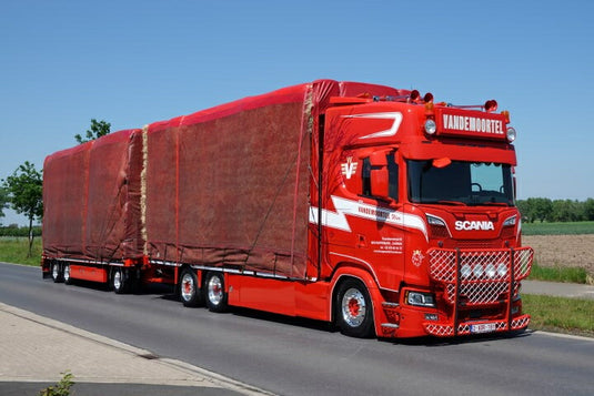 【予約】Vandemoortel Scania Next Gen S-serie Highline motorwagen aanhanger met lading afgedekt stro トラック/TEKNO 建設機械模型 工事車両 1/50 ミニカー