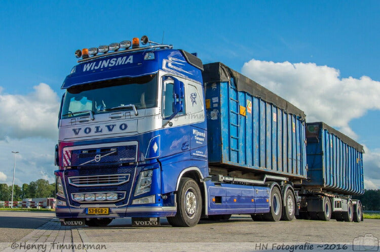 ギャラリービューアに画像をロードする, 【予約】2020年1-3月以降発売予定Wijnsma Containertransport VOLVO FH 4 GLOBETROTTER 6x2 TAG軸 HOOK PICK UP LOADING SYSTEM NEW - 3軸 トラック/建設機械模型 工事車両 WSI 1/50 ミニチュア