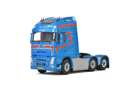 Kim Ancker VOLVO FH4 GLOBETROTTER XL 6X2 トラック トラクタ/建設機械模型 工事車両 WSI 1/50 ミニチュア