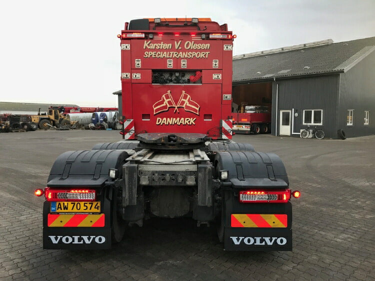 ギャラリービューアに画像をロードする, 【予約】2019年1-3月以降発売予定Karsten Olesen VOLVO FH4 GLOBETROTTER 6x4 + ADD ON AXLE LOW LOADER - 3軸トレーラー /建設機械模型 工事車両 WSI 1/50 ミニチュア