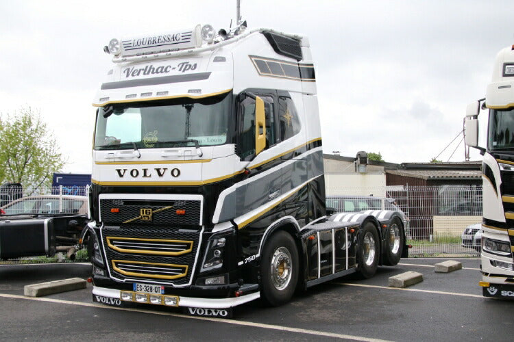 ギャラリービューアに画像をロードする, 【予約】2019年4-6月以降発売予定Verlhac TPS VOLVO FH4 GLOBETROTTER XL 6x2 TAG AXLE トラック トラクタ/建設機械模型 工事車両 WSI 1/50 ミニチュア