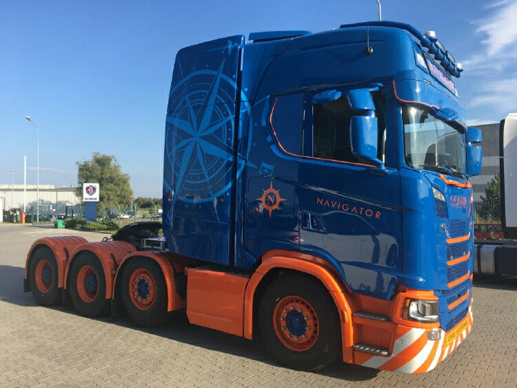 ギャラリービューアに画像をロードする, 【予約】6-8月以降発売予定Navigator Transport SCANIA S HIGHLINE CS20H 8x4 低床 5軸 | DOLLY 3軸トレーラー/建設機械模型 工事車両 WSI 1/50 ミニチュア