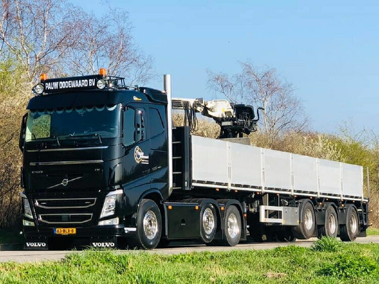 ギャラリービューアに画像をロードする, 【予約】2020年1-3月以降発売予定Pauw b.v VOLVO FH4 SLEEPER CAB 6x2 TWIN STEER BRICK TRAILER 3軸 トラック/建設機械模型 工事車両 WSI 1/50 ミニチュア