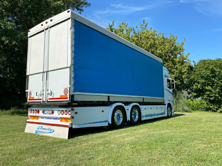 ギャラリービューアに画像をロードする, 【予約】2021年2月以降発売予定Family Tradition Transport SCANIA R HIGLINE CR20H 6X2 TAG AXLE RIGED TRUCK CURTAIN SIDEトラック /WSI 1/50 建設機械 模型ミニカー はたらく車 重機
