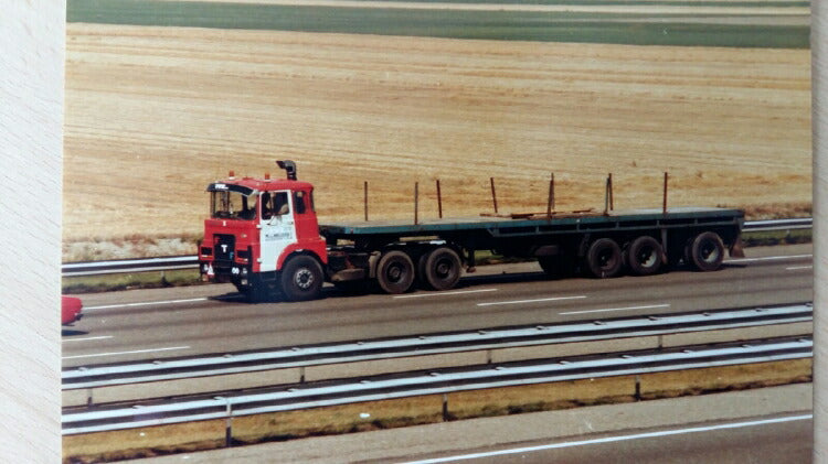 ギャラリービューアに画像をロードする, 【予約】10-12月以降発売予定Van der Meijden FTF F SERIE (OLD CAB) FLAT BED TRAILER | CLASSIC 3軸 トラック/WSI 建設機械模型 工事車両 1/50 ミニカー