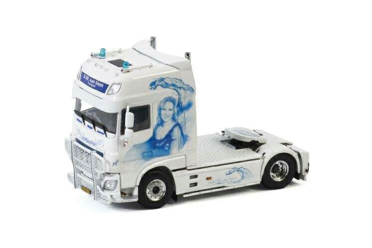 D.M. van Veen DAF XF Super Space Cab /WSI 1/50 ミニチュア 建設機械模垁E工事車両