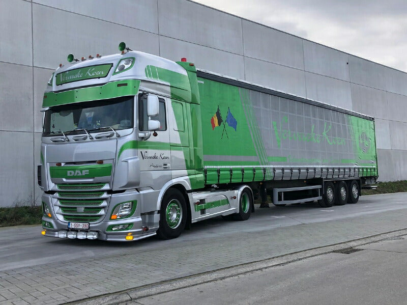 ギャラリービューアに画像をロードする, 【予約】10-12月以降発売予定Vervaeke Koen Transport DAF XF SUPER SPACE CAB 4X2 CURTAINSIDE TRAILER 3軸 トラック/WSI 建設機械模型 工事車両 1/50 ミニカー