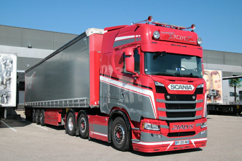 【予約】3月以降発売予定Transports F.L.A.M. SCANIA S HIGHLINE 6X2 TWINSTEER  カーテンサイダートレーラー 3 軸 トラック トレーラー/WSI 建設機械模型 工事車両 1/50 ミニカー