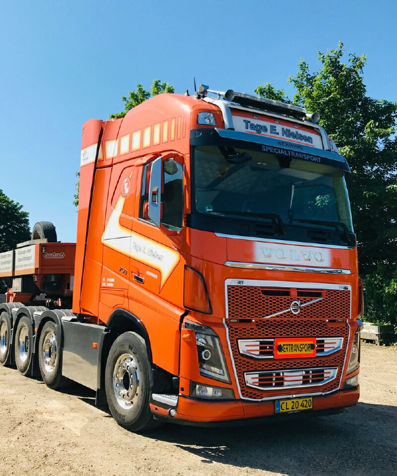 ギャラリービューアに画像をロードする, 【予約】3月以降発売予定Tage E. Nielsen VOLVO FH4 GLOBETROTTER XL 8X4 NOOTEBOOM 底床 3 軸 トラック トレーラー/WSI 建設機械模型 工事車両 1/50 ミニカー