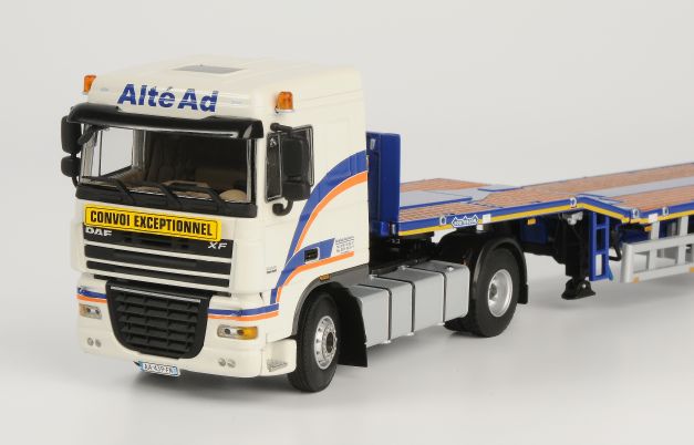 ギャラリービューアに画像をロードする, ALTEAD 4軸TELESTEPセミトレーラー + DAF XF 4X2 /WSI 1/50 模型