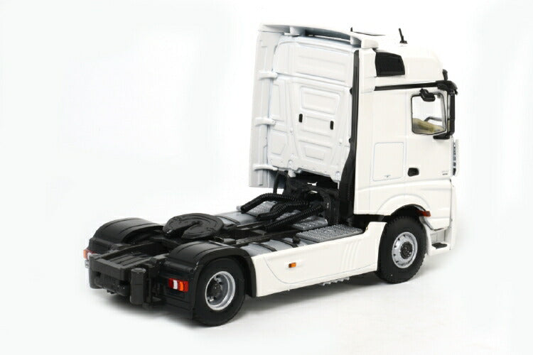 ギャラリービューアに画像をロードする, MERCEDES BENZメルセデスベンツ MP4 BIG SPACE 4x2トラック トラクタヘッド /WSI 建設機械模型 工事車両 1/50 ミニチュア