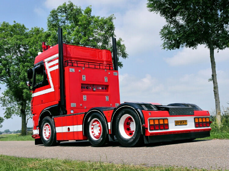 ギャラリービューアに画像をロードする, 【予約】5-8月以降発売予定DAF XF SPACE CAB MY2017 6X2 TWINSTEER トラック トラクタヘッド WSI 1/50 建設機械 模型ミニカー はたらく車重機