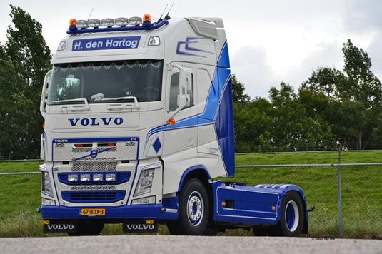 【予約】2015年1-3月以降発売予定H. den Hartog Volvoボルボ FH4 GL XL トラック トラクタヘッド/WSI 1/50 建設機械模型 ミニカー