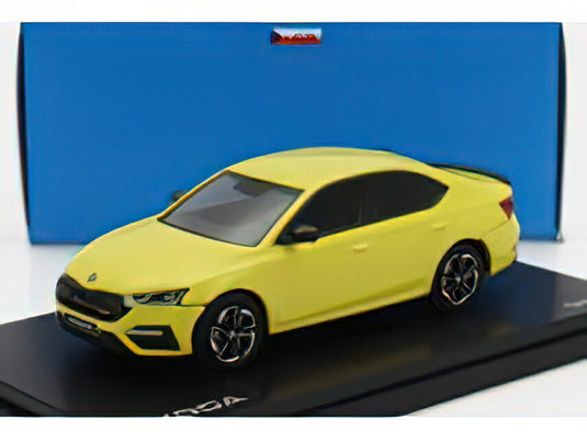 SKODA OCTAVIA IV RS 2020 LIGHT YELLOW/ABREX 1/43ミニカー