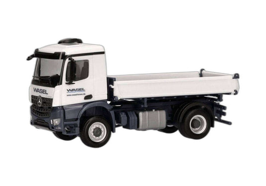 Wasel Mercedes Benz Arocs M 4x4 三方向/ Herpa 1/87  模型 ミニカー