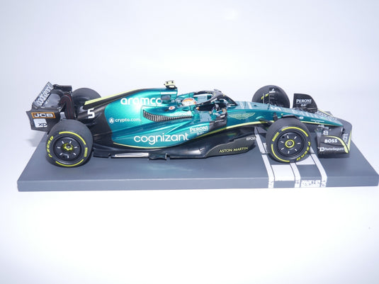 ASTON MARTIN F1 AMR22 TEAM ARAMCO COGNIZART N 5 ABU DHABI GP LAST RACE 2022 SEBASTIAN VETTEL - GREEN BLACK /Minichamps 1/18 ミニカー