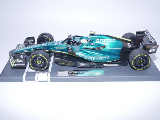 ASTON MARTIN F1 AMR22 TEAM ARAMCO COGNIZART N 5 ABU DHABI GP LAST RACE 2022 SEBASTIAN VETTEL - GREEN BLACK /Minichamps 1/18 ミニカー