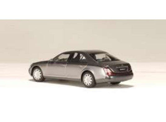 2000 マイバッハ 57 SWB ヒマラヤグレー Maybach 57 SWB ミニカー / AUTOart 1/43 ミニカー