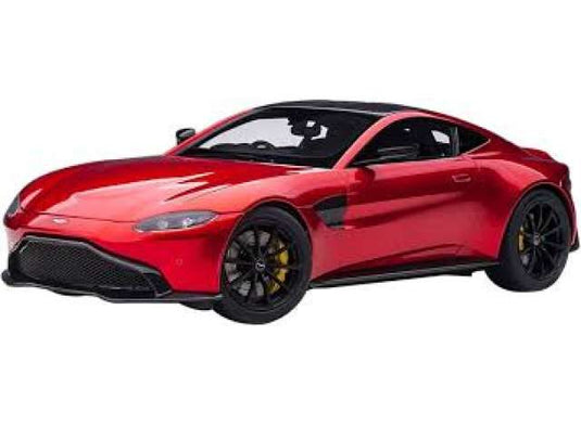 Aston Martin Vantage 2019 ハイパーレッド カーボンブラック ルーフ AA70277/ AUTOart 1/18 ミニカー