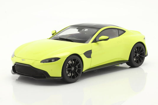 Astonアストンマーチン Vantageヴァンテージ 2019 ライムグリーン / AUTOart 1/18 ミニカー