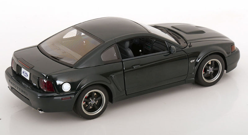ギャラリービューアに画像をロードする, Ford Bullit Mustang GT 2001/ AUTOart 1/18 ミニカー
